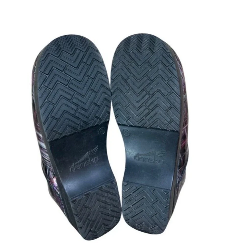 DANSKO Women Size 41 Professional Crosshatch Patent Clog Metallic 10.5- 11 Shoes